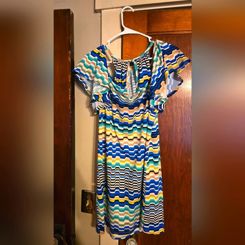 Flutter sleeve dress size large Trina Turk